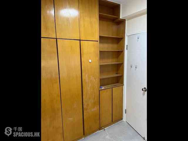 Wan Chai - Kam Fook Mansion 02