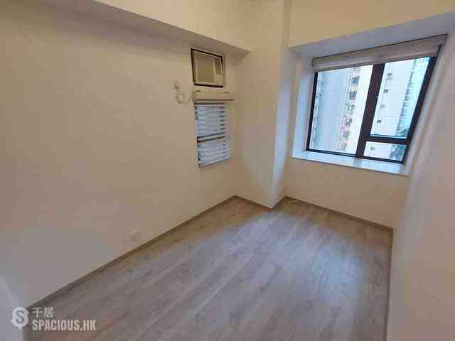 Mid Levels Central - Robinson Heights Block 2 08