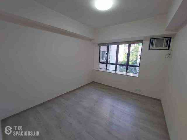 Mid Levels Central - Robinson Heights Block 2 09