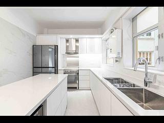 Mid Levels Central - Emerald Court 09