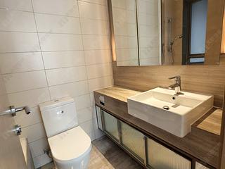 Sai Ying Pun - Island Crest Block 2 04