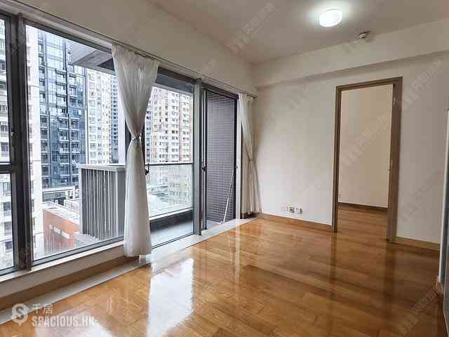 Sai Ying Pun - Island Crest Block 2 01