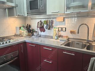 Mid Levels Central - Goldwin Heights 07