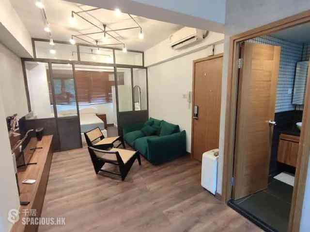 Central - 67, Hollywood Road 03