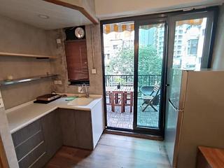 Central - 67, Hollywood Road 06