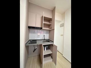 Wan Chai - Tai Tak Building 04