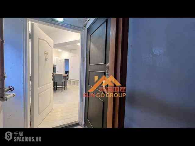 Mid Levels Central - 47A-47B, Caine Road 03