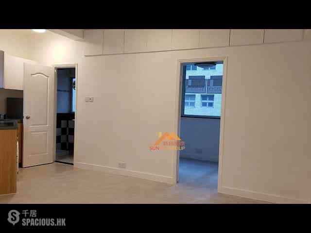 Mid Levels Central - 47A-47B, Caine Road 02