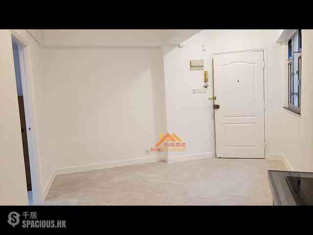 Mid Levels Central - 47A-47B, Caine Road 16