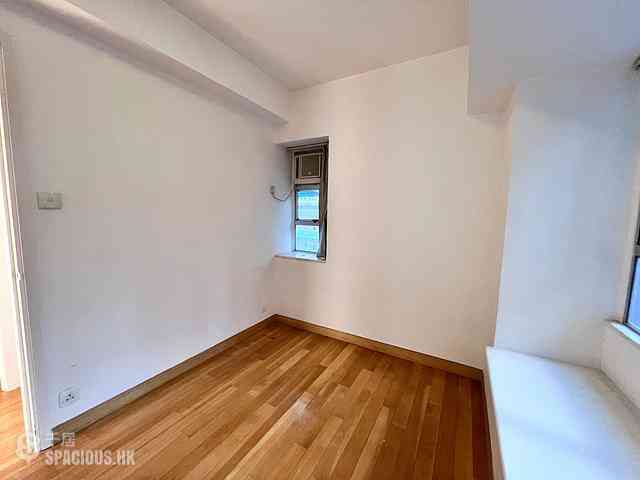 Wan Chai - Silvervale Mansion 09