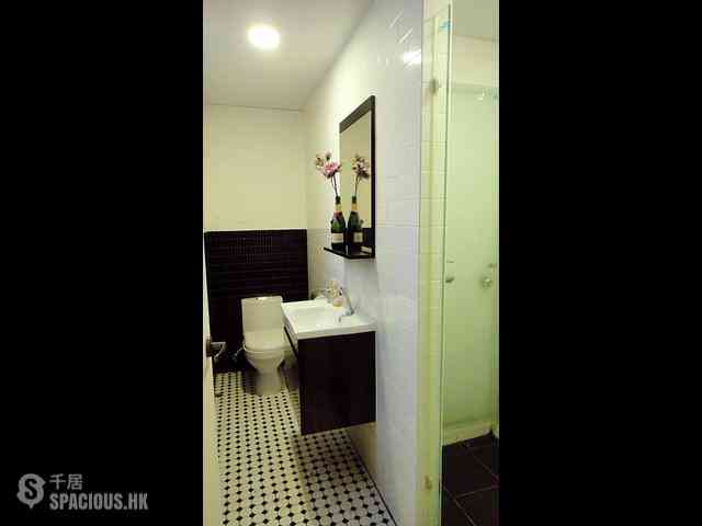 Causeway Bay - 73, King's Road 02