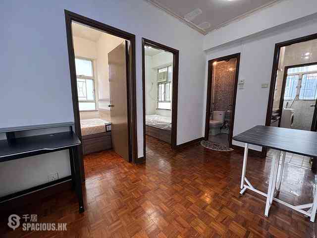 Wan Chai - Eastman Court 02