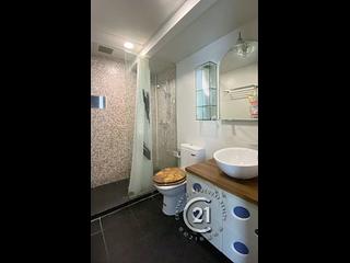 Discovery Bay - Discovery Bay Phase 5 Greenvale Village Greenburg Court (Block 2) 2 03