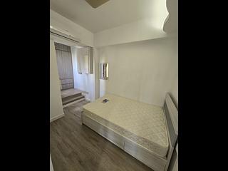 Tsim Sha Tsui - Yiu Pont House 06