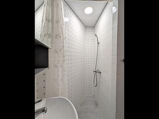 Sheung Wan - 242-244A, Queen's Road Central 11