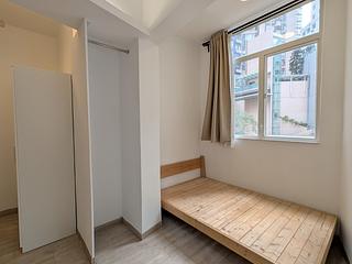 Sheung Wan - 242-244A, Queen's Road Central 03