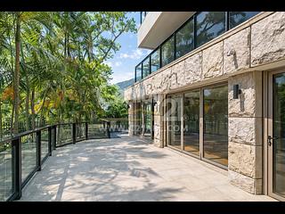 Shouson Hill - Yue Hing Court 03