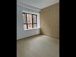 Sai Ying Pun - Ning Yeung Terrace Block A 06