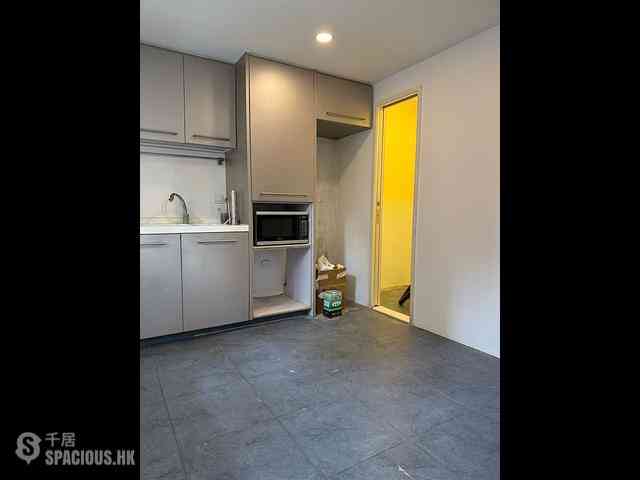 Sai Ying Pun - Ning Yeung Terrace Block A 07