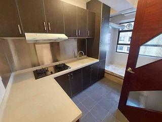 Mid Levels Central - Robinson Heights Block 2 11
