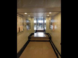 Mid Levels West - Sung Ling Mansion 02