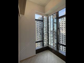 Tai Kok Tsui - Square Mile Phase 5 Gateway · Square Mile 04