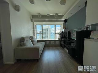 Sheung Wan - Queen's Terrace Block 3 02