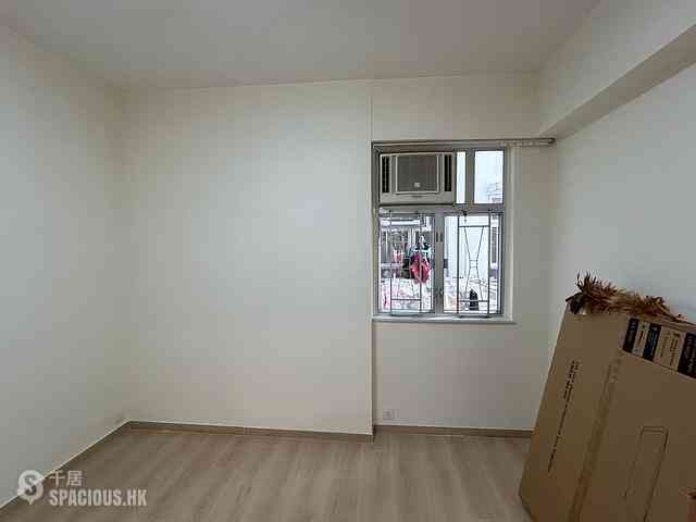 Wan Chai - Johnston Court 04