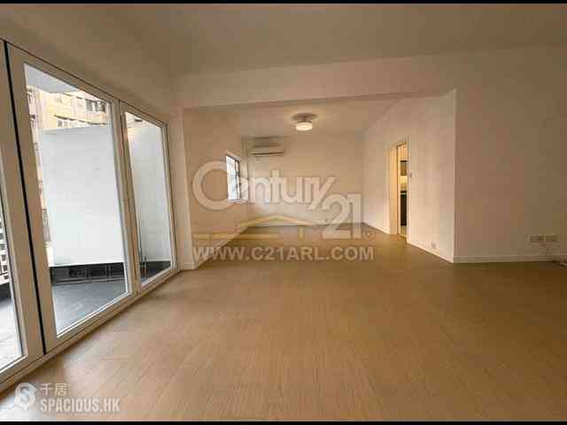 Mid Levels Central - Emerald Court 01