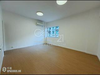 Mid Levels Central - Emerald Court 05