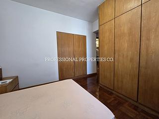 Mid Levels Central - Merry Court 04