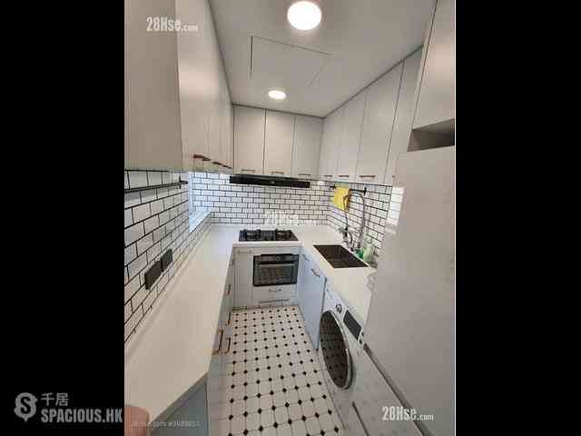 Ap Lei Chau - South Horizons Phase 1 Hoi Ngar Court (Block 3) 09