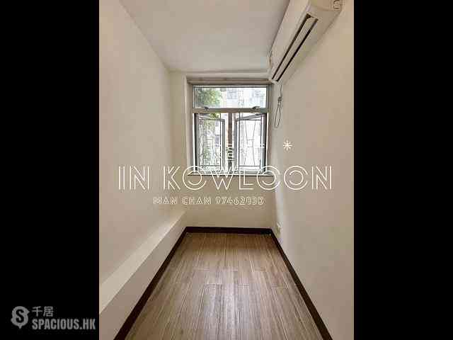 Mong Kok - 925, Canton Road 03