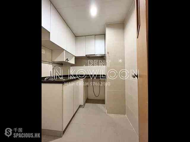 Mong Kok - 925, Canton Road 07