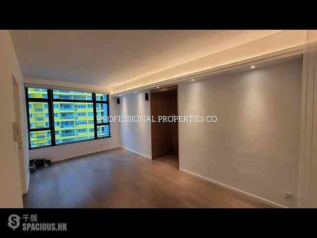 Mid Levels Central - Cimbria Court 01