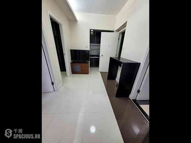 Wan Chai - Hing Bong Mansion 01
