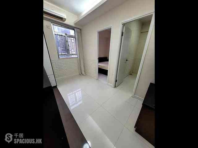 Wan Chai - Hing Bong Mansion 03