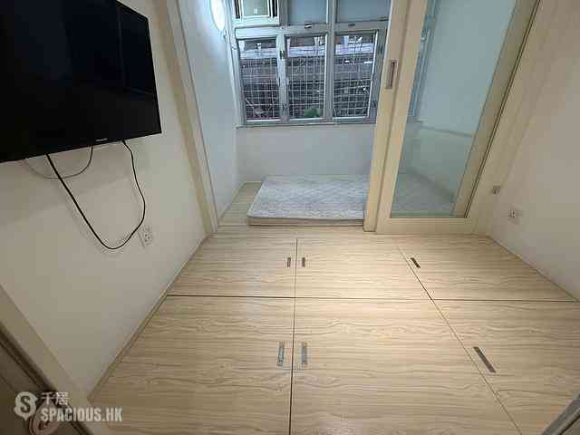 Wan Chai - Sze Bo Building 02