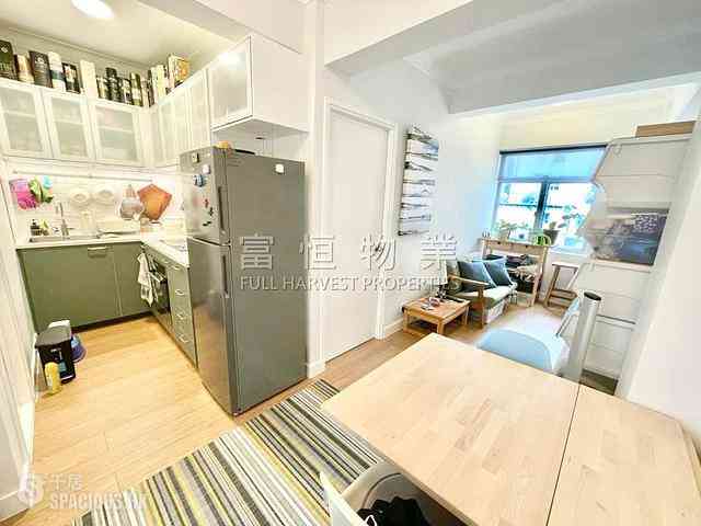 Happy Valley - Evone Court 02