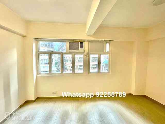 Sheung Wan - Winsing Building 02