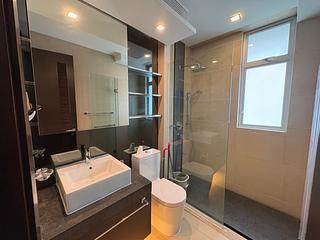 Wan Chai - J Residence 08