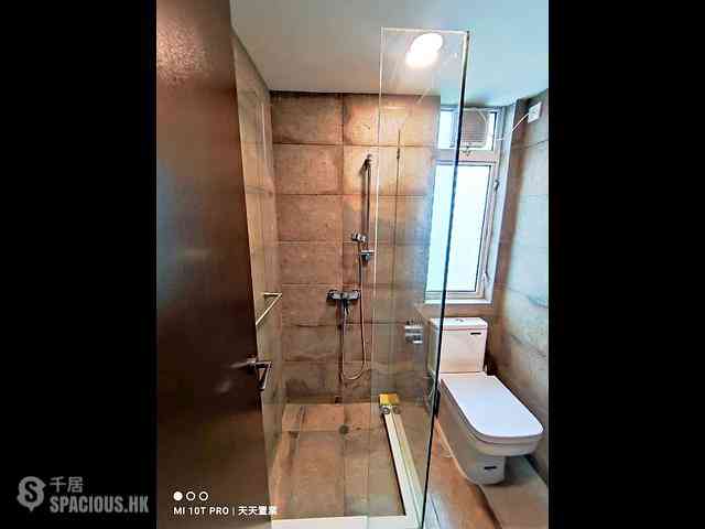 Clear Water Bay - Hillview Court 09