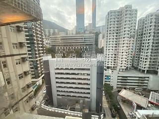 跑马地 - 万俊花园 05