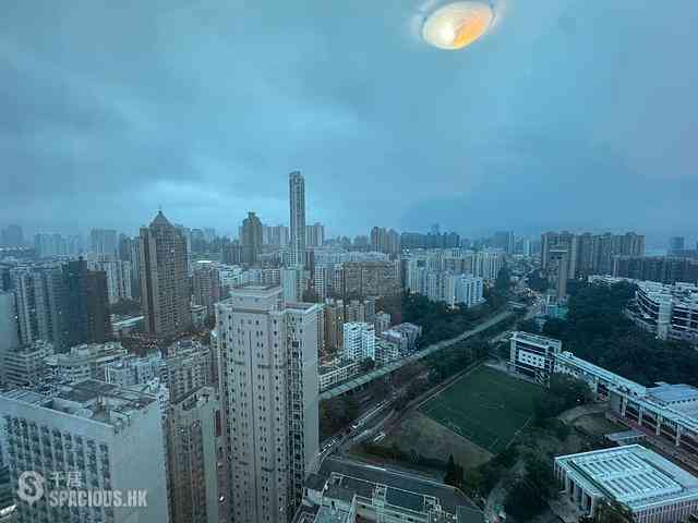 Mong Kok - Paradise Square 01