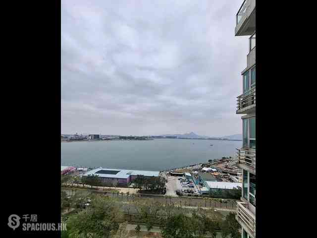Tung Chung - Coastal Skyline Phase 4 Le Bleu Deux 02