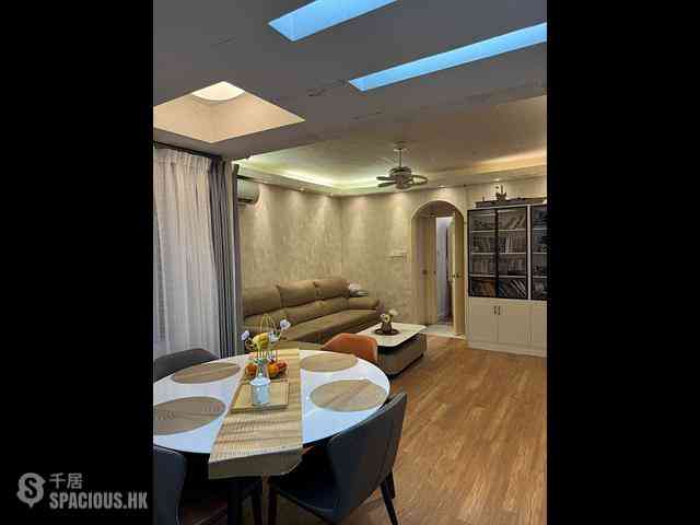 Tsim Sha Tsui - Holly Mansion 02