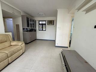 Yau Ma Tei - Prosperous Garden Block 1 02