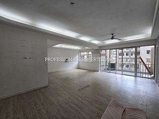 Mid Levels Central - Emerald Court 03