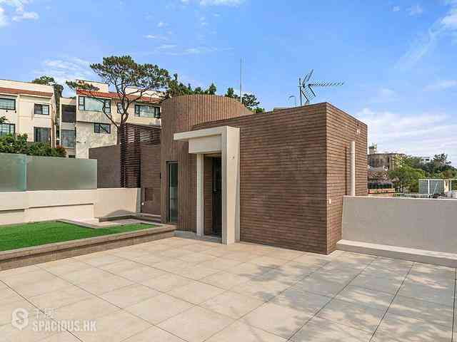 Shouson Hill - Yue Hing Court 07