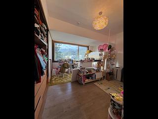 Shouson Hill - Orchid Hill Block 5 09